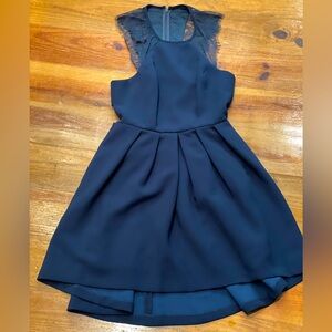 BCBG formal cocktail dress navy size 4